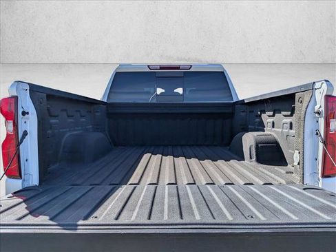 Used 2023 Chevrolet Silverado 1500 LT Trail Boss w/ Convenience Package II image 7