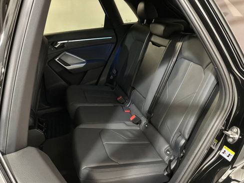 Used 2025 Audi Q3 2.0T Premium Plus w/ Premium Plus Package image 20