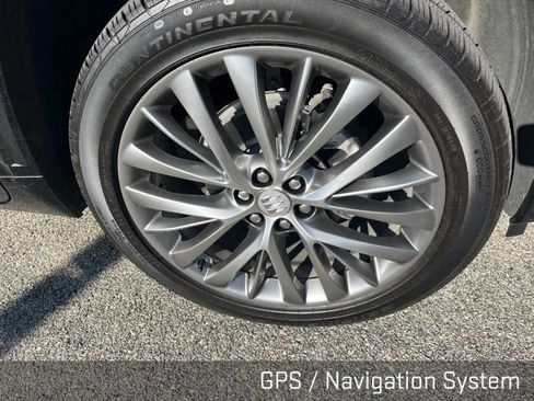 Used 2026 Buick Enclave Avenir w/ Super Cruise Package FWD image 13