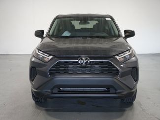 New 2025 Toyota RAV4 LE video 2