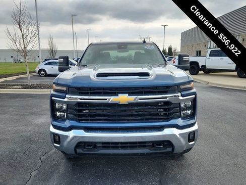 Used 2025 Chevrolet Silverado 2500 LT w/ Convenience Package image 3