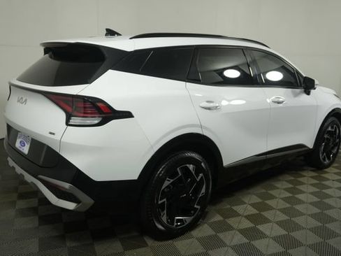 Used 2025 Kia Sportage SX AWD/4WD image 3