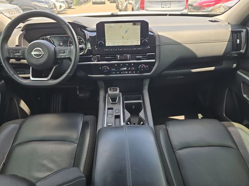 Used 2022 Nissan Pathfinder SL FWD image 13