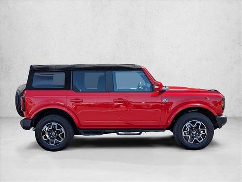 Used 2023 Ford Bronco Outer Banks AWD/4WD image 5