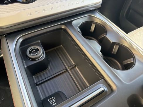 Certified 2025 Ford Expedition Max Active AWD/4WD image 22