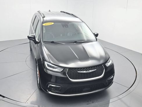Used 2022 Chrysler Pacifica Touring-L FWD image 52