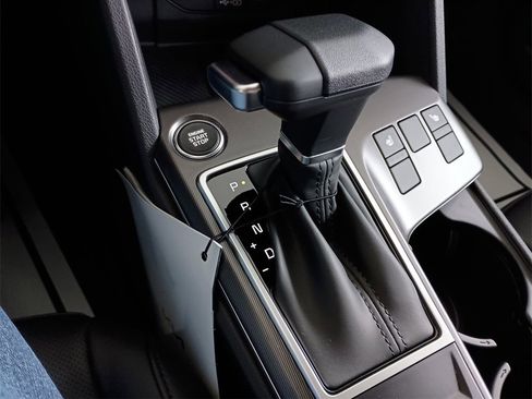 New 2026 Kia Sportage EX w/ EX Panorama Roof Package image 26