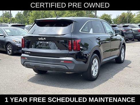 Used 2023 Kia Sorento LX FWD image 2