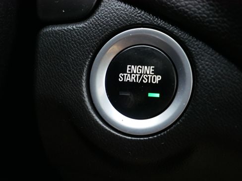 Used 2018 Chevrolet Equinox LT image 28