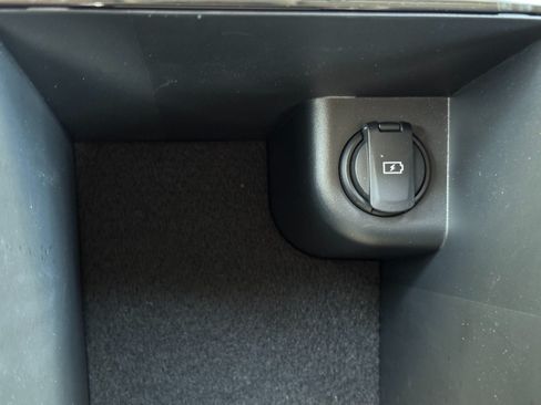 Used 2025 Kia K5 EX FWD image 33
