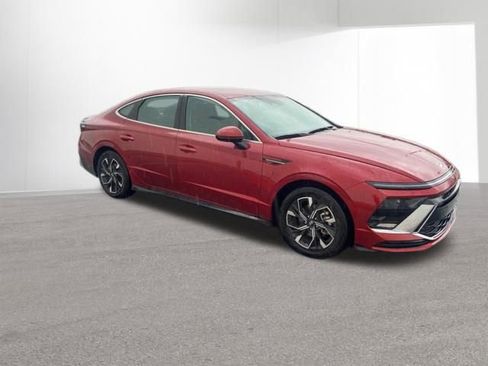 Used 2024 Hyundai Sonata SEL FWD image 11