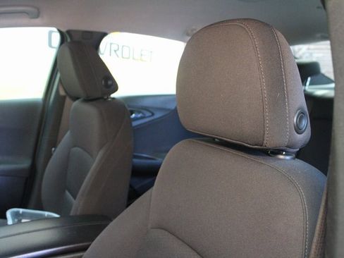 Used 2022 Chevrolet Malibu LT image 15