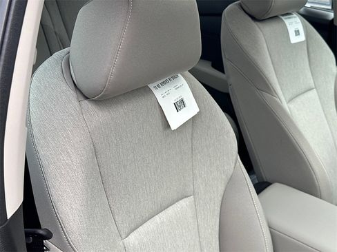 New 2025 Honda Accord SE image 8