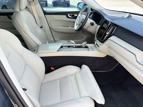 Used 2021 Volvo XC60 T8 Inscription w/ Protection Package Premier AWD/4WD image 30