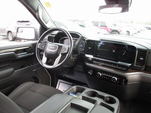 Certified 2023 GMC Sierra 1500 Elevation image 20