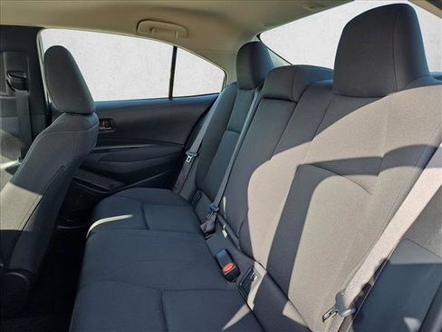 Used 2024 Toyota Corolla LE FWD image 18