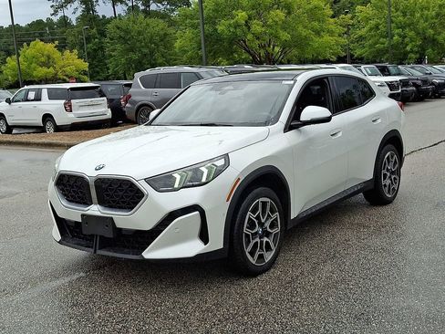 Used 2024 BMW X2 xDrive28i image 3