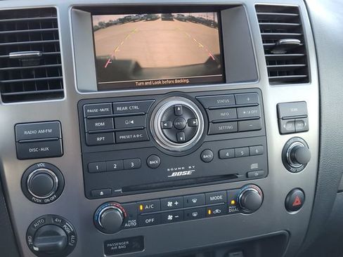 Used 2010 Nissan Armada SE AWD/4WD image 17