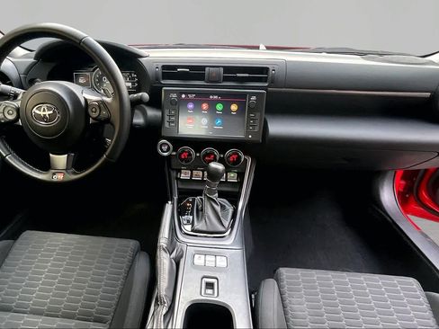 Used 2023 Toyota GR86 RWD image 16