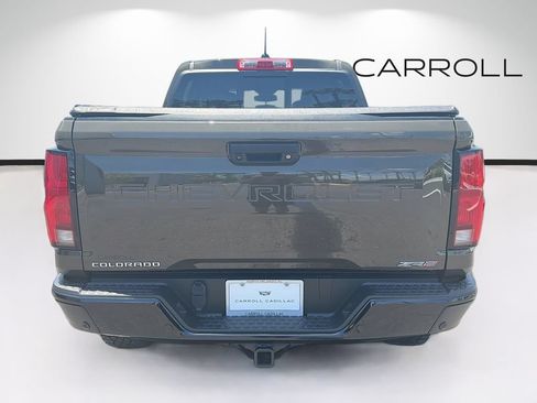 Used 2025 Chevrolet Colorado ZR2 w/ Technology Package AWD/4WD image 11