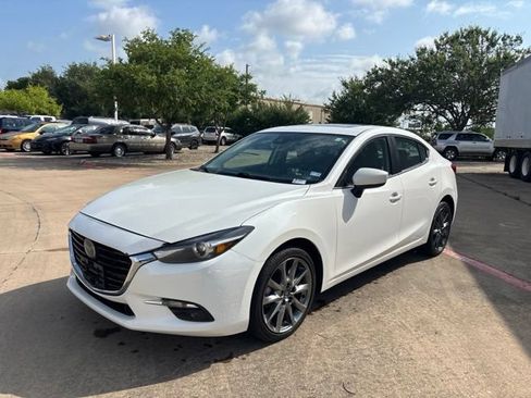Used 2018 MAZDA MAZDA3 Grand Touring w/ Premium Equipment Package FWD image 1