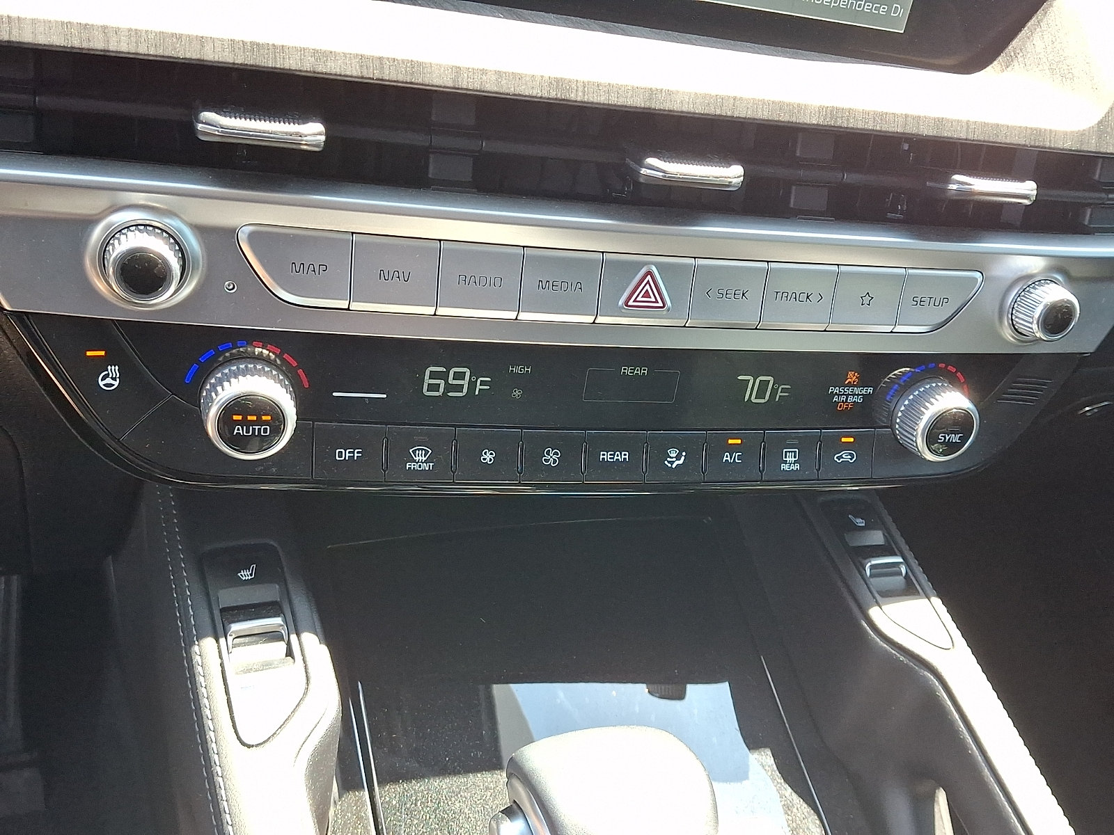 Used 2024 Kia Telluride EX AWD/4WD image 20