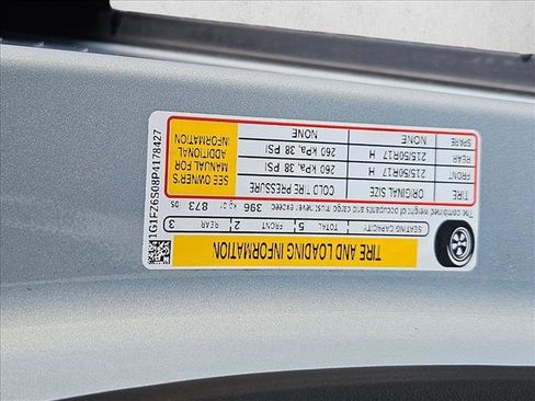 Used 2023 Chevrolet Bolt EUV Premier w/ Sun & Sound Package FWD image 14