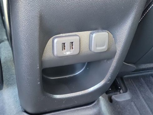 Used 2022 GMC Canyon Denali w/ Denali Black Edition Package image 20