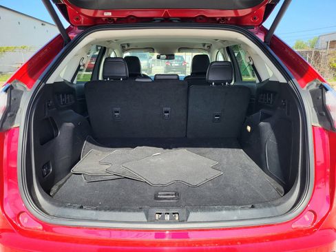 Used 2024 Ford Edge Titanium image 29