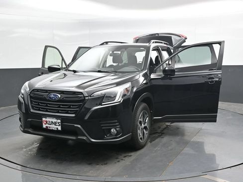 Used 2022 Subaru Forester Premium AWD/4WD image 48