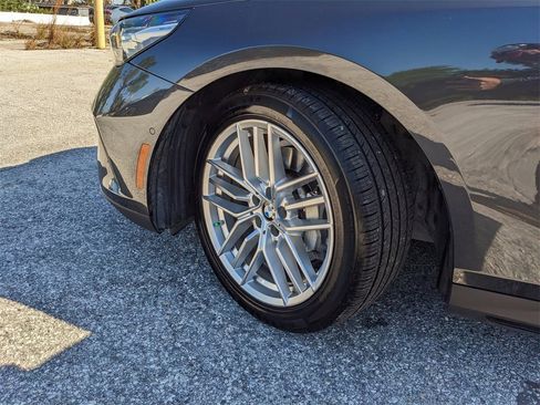 Used 2024 BMW 530i image 35