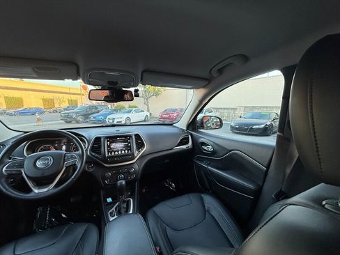 Used 2016 Jeep Cherokee Limited FWD image 30