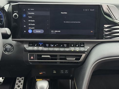 Used 2025 Toyota Camry XSE w/ Premium Package FWD image 18