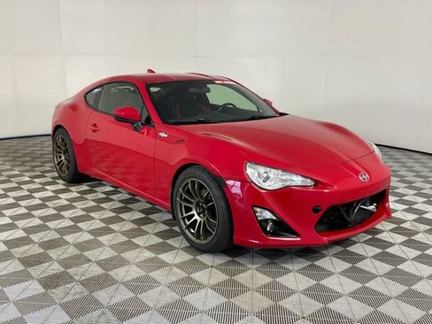 Used 2016 Scion FR-S RWD image 17