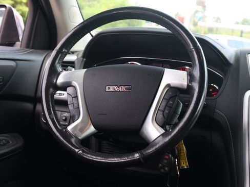 Used 2017 GMC Acadia Limited SLT AWD/4WD image 6