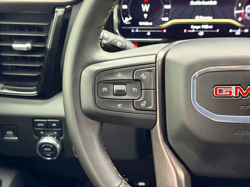 Used 2025 GMC Sierra 2500 AT4 AWD/4WD image 23