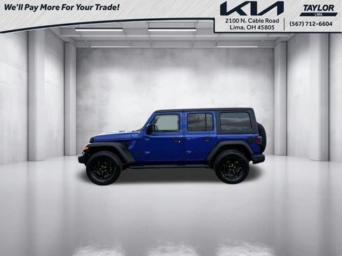 Used 2020 Jeep Wrangler Unlimited Sport AWD/4WD image 3