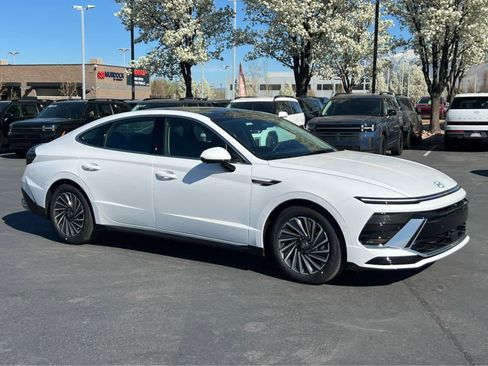 New 2026 Hyundai Sonata Limited FWD image 5