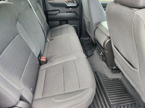 Used 2025 Chevrolet Silverado 1500 LT AWD/4WD image 32