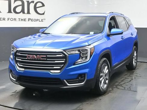 Used 2024 GMC Terrain SLT w/ Infotainment Package II AWD/4WD image 7