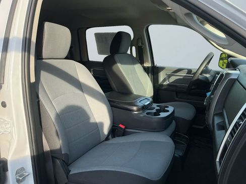 Used 2023 RAM 1500 Classic SLT w/ Protection Group AWD/4WD image 6