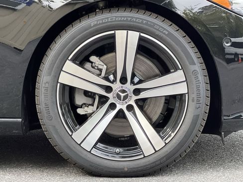 New 2025 Mercedes-Benz C 300 4MATIC Sedan image 10