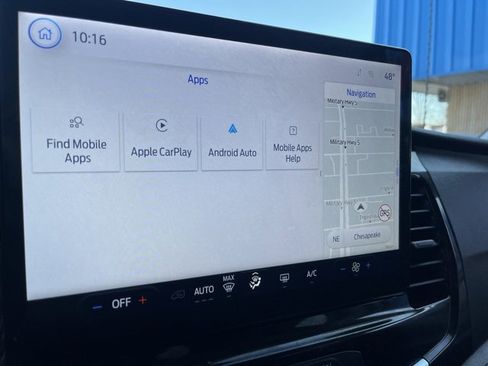 Used 2023 Ford Transit 350 XLT image 25