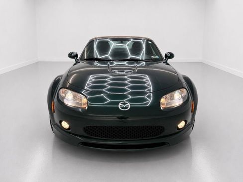 Used 2008 MAZDA MX-5 Miata Grand Touring w/ Premium Pkg RWD image 8