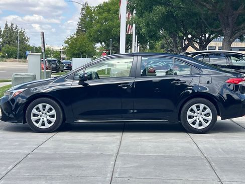 Used 2024 Toyota Corolla LE FWD image 6