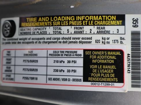 Used 2012 Toyota Tundra 4x4 CrewMax w/ Tow Pkg image 25