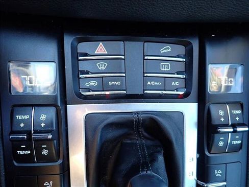 Used 2017 Porsche Macan Turbo image 26