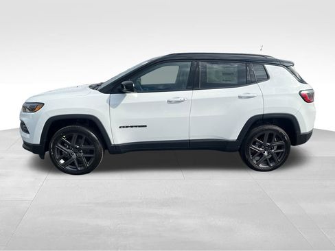 New 2026 Jeep Compass Limited w/ Sun, Sound & Navigation Group AWD/4WD image 2