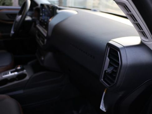 Used 2025 Ford Bronco Sport Outer Banks w/ Outer Banks Tech Package+ AWD/4WD image 12