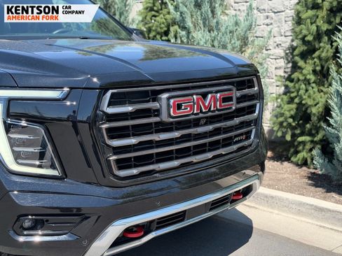 Used 2025 GMC Yukon AT4 Ultimate w/ LPO, Floor Liner Package AWD/4WD image 11